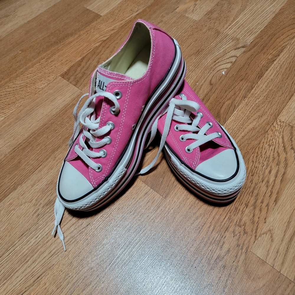 Pink Converse platform shoes size 8